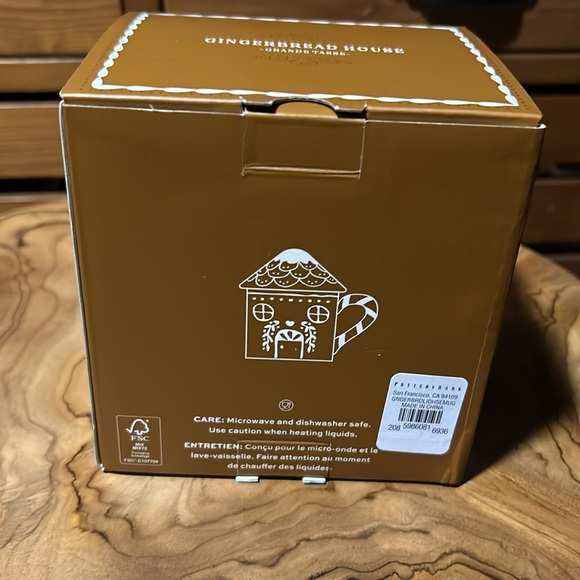 Pottery Barn Gingerbread House Lidded Stoneware Mug BNIB - Picture 9 of 11